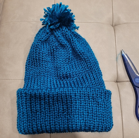 Beautifully Knitted Homemade Toque - Picture 2 of 2